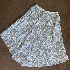 American Eagle festival collection floral skirt. Size XL. Multi color.